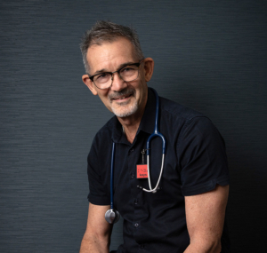 Dr Larry van NIekerk